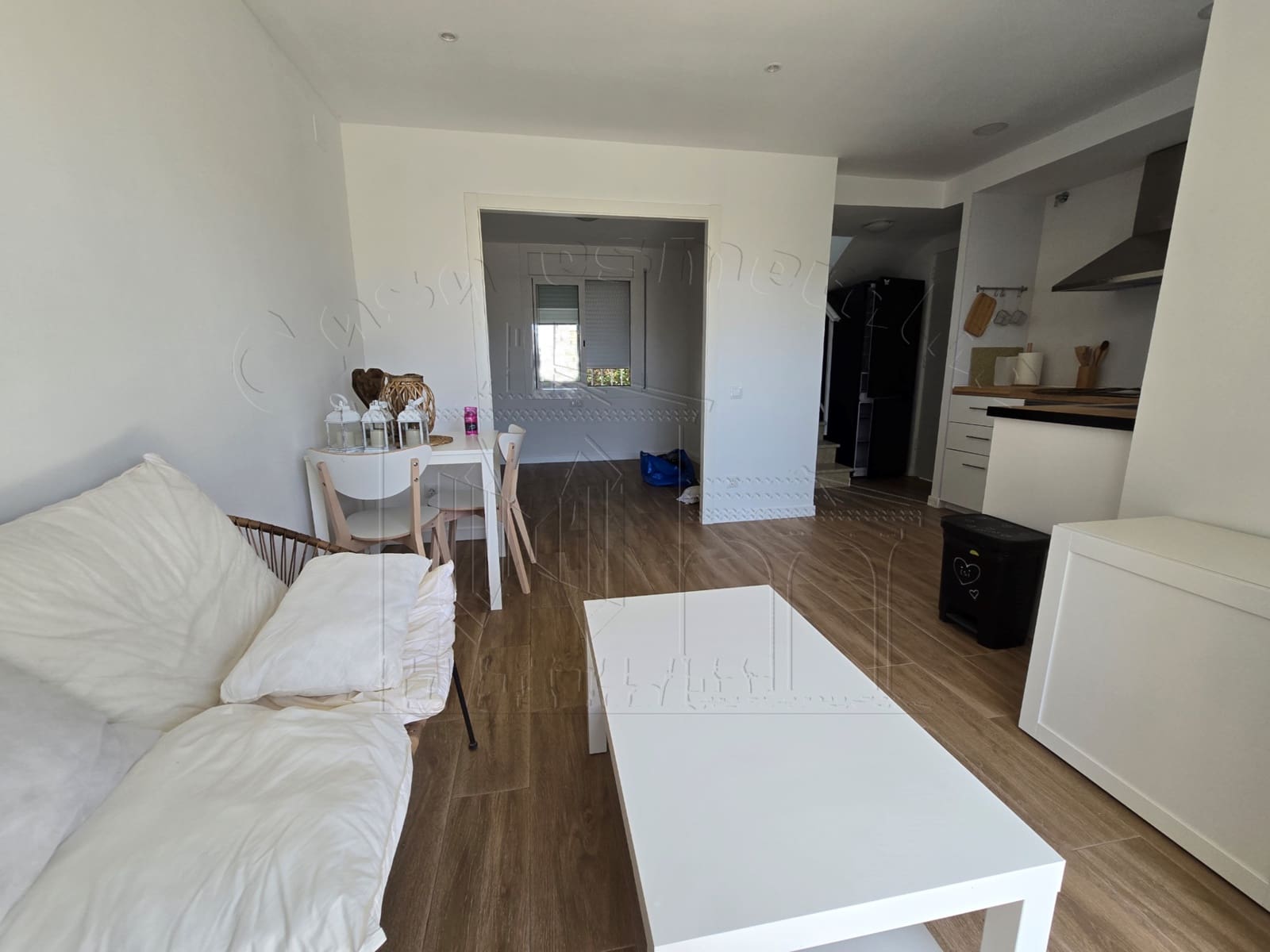 2 soveværelse Semi-Rækkehus til salg i Miami Playa / Miami Platja med swimmingpool garage - € 165.000 (Ref: 9046482)