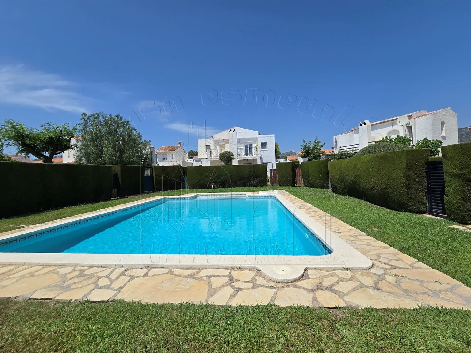 2 soveværelse Semi-Rækkehus til salg i Miami Playa / Miami Platja med swimmingpool garage - € 165.000 (Ref: 9046482)