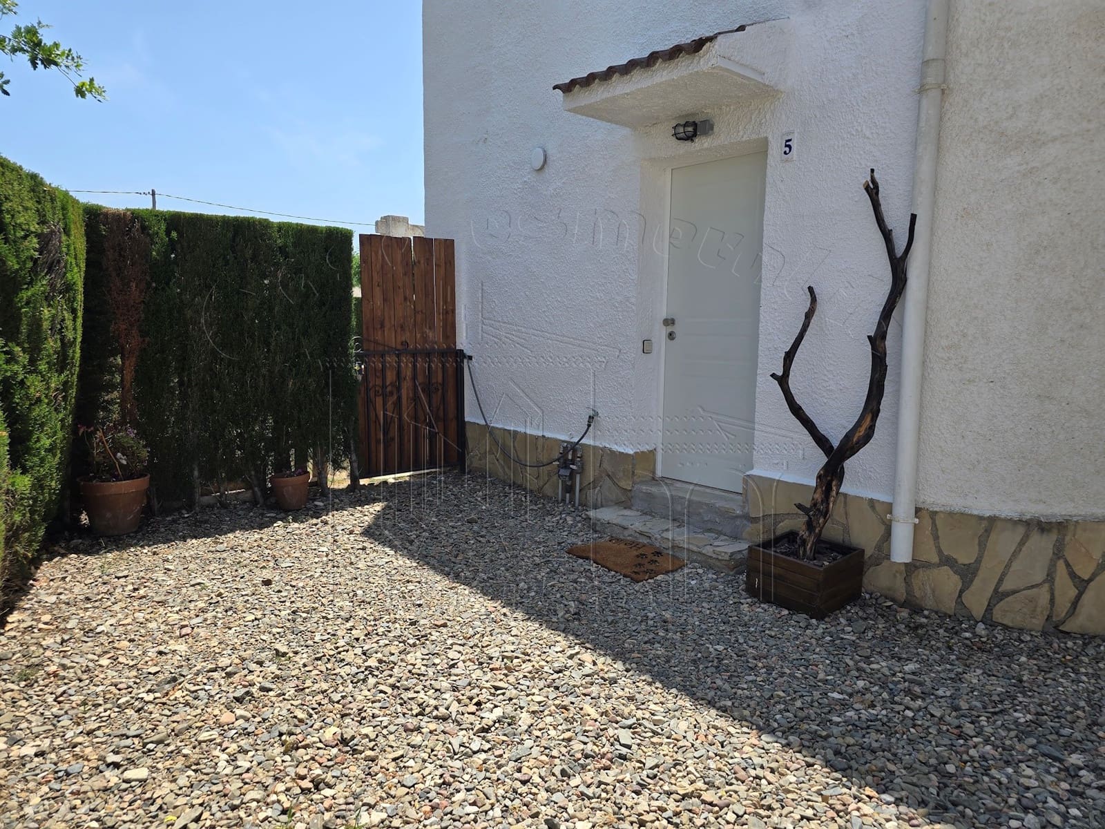 2 soveværelse Semi-Rækkehus til salg i Miami Playa / Miami Platja med swimmingpool garage - € 165.000 (Ref: 9046482)