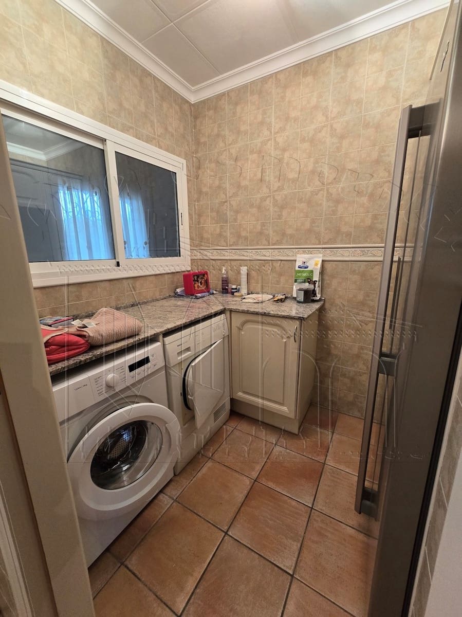 5 soverom Villa til salgs i Miami Playa / Miami Platja med svømmebasseng garasje - € 850 000 (Ref: 9144118)