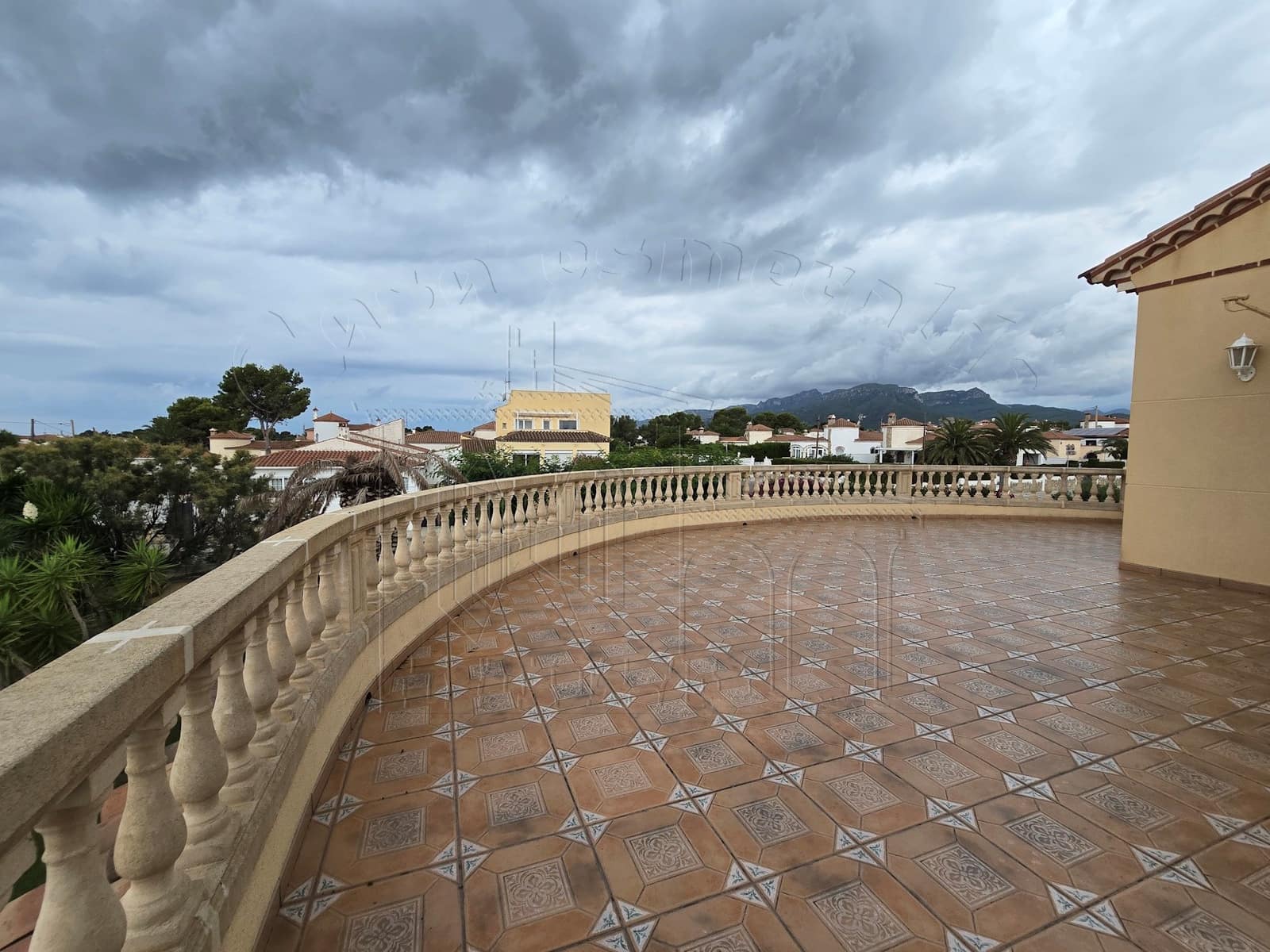 5 soverom Villa til salgs i Miami Playa / Miami Platja med svømmebasseng garasje - € 850 000 (Ref: 9144118)