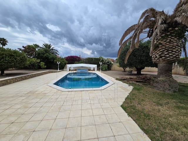 5 bedroom Villa for sale in Miami Playa / Miami Platja, Mont-roig del Camp with pool garage - € 850,000 (Ref: 9144118)
