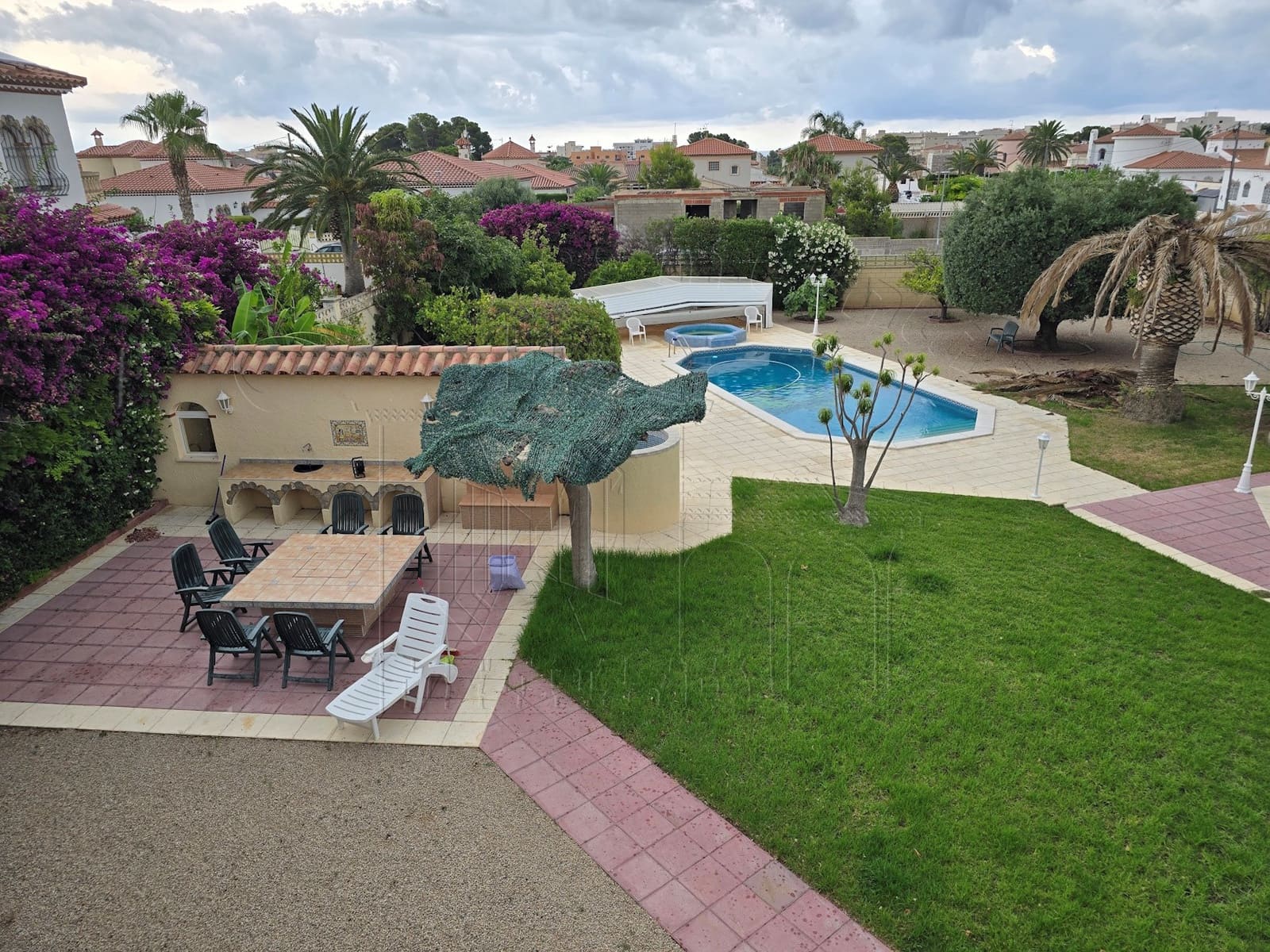 5 soverom Villa til salgs i Miami Playa / Miami Platja med svømmebasseng garasje - € 850 000 (Ref: 9144118)