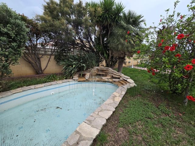 5 soveværelse Villa til salg i Miami Playa / Miami Platja, Mont-roig del Camp med swimmingpool garage - € 850.000 (Ref: 9144118)