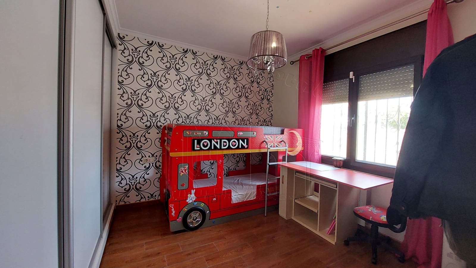 5 soverom Villa til salgs i Miami Playa / Miami Platja med svømmebasseng garasje - € 439 000 (Ref: 9144124)