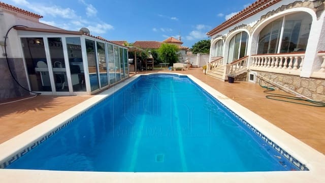 5 soveværelse Villa til salg i Miami Playa / Miami Platja, Mont-roig del Camp med swimmingpool garage - € 439.000 (Ref: 9144124)