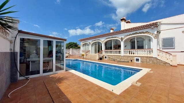 5 bedroom Villa for sale in Miami Playa / Miami Platja, Mont-roig del Camp with pool garage - € 439,000 (Ref: 9144124)