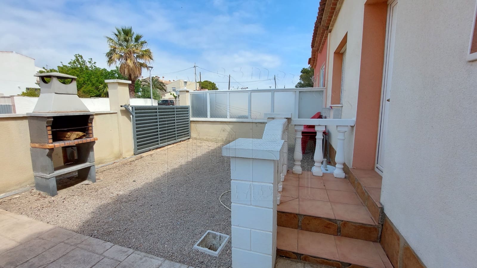 3 bedroom Semi-detached Villa for sale in Miami Playa / Miami Platja with pool - € 210,000 (Ref: 9244299)