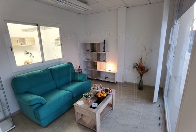 3 soverom Kommersiell til salgs i Miami Playa / Miami Platja, Mont-roig del Camp med garasje - € 170 000 (Ref: 9349765)