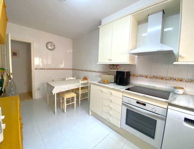 4 sypialnia Mieszkanie na sprzedaż w Vinaròs - 240 000 € (Ref: 10037572)