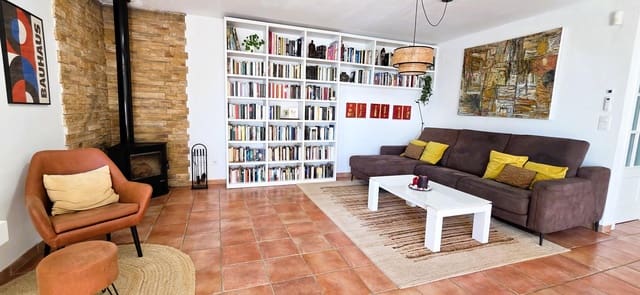 3 slaapkamer Villa te koop in Vinaròs met garage - € 439.000 (Ref: 10081125)