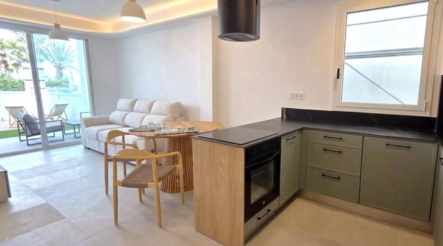 Piso de 2 habitaciones en Vinaròs en venta con piscina - 198.000 € (Ref: 10098336)