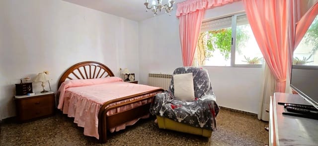 4 slaapkamer Flat te koop in Vinaròs - € 190.000 (Ref: 10159619)