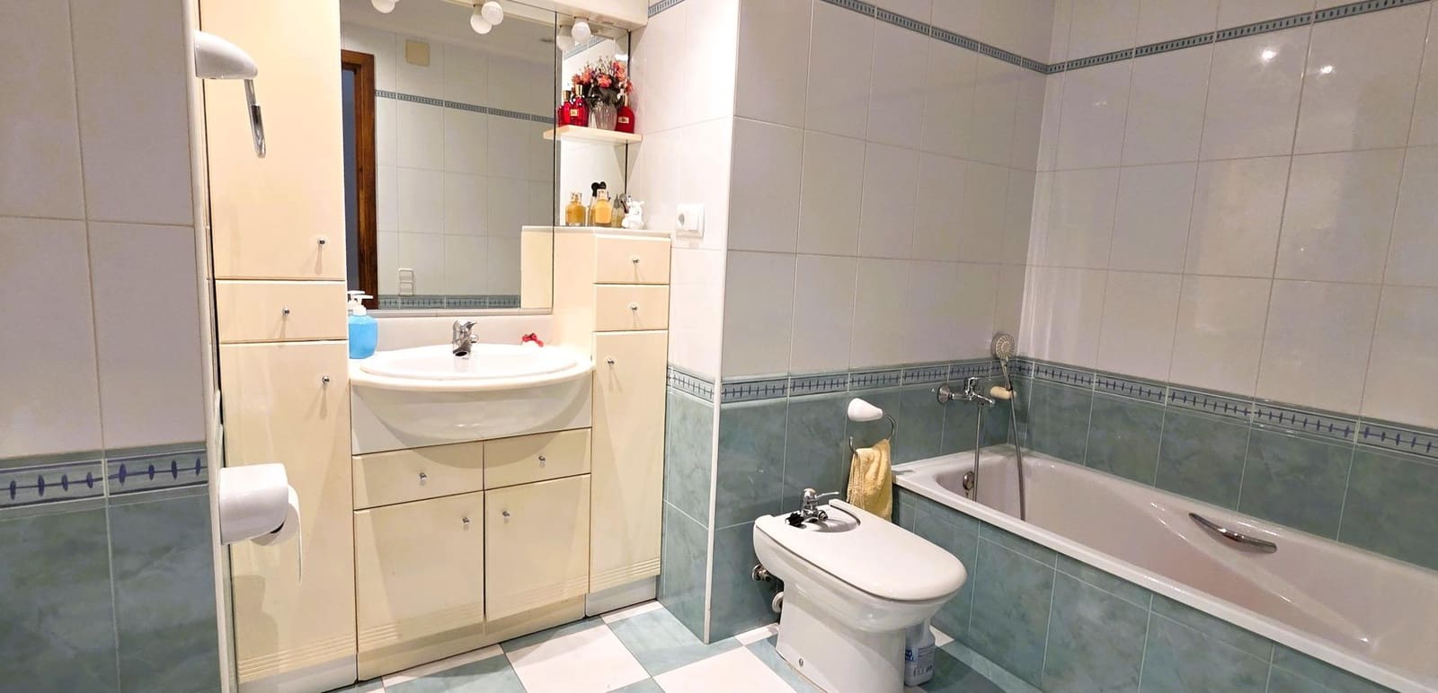4 makuuhuone Asunto myytävänä paikassa Vinaros - 190 000 € (Ref: 10159619)