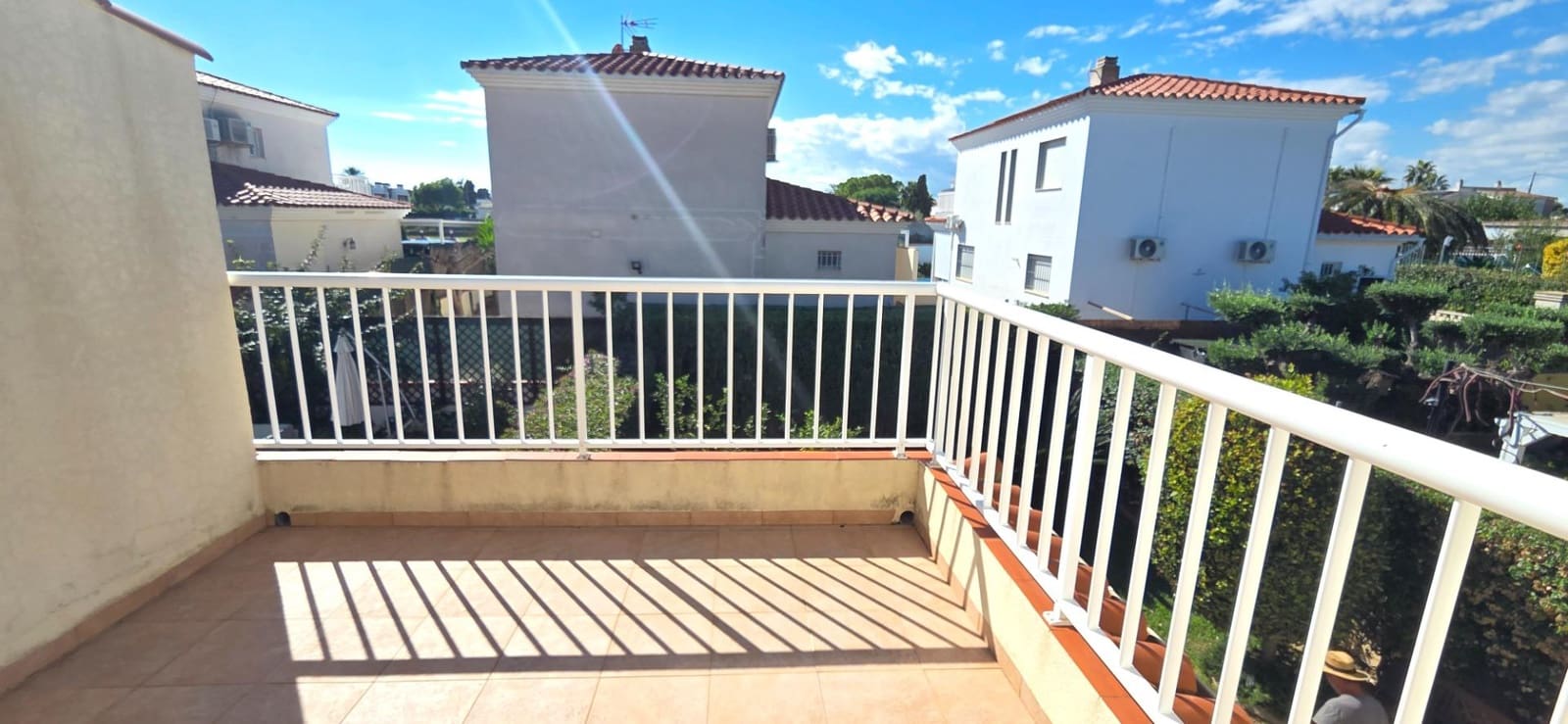 Chalet de 3 habitaciones en Vinaròs en venta con garaje - 280.000 € (Ref: 10174664)