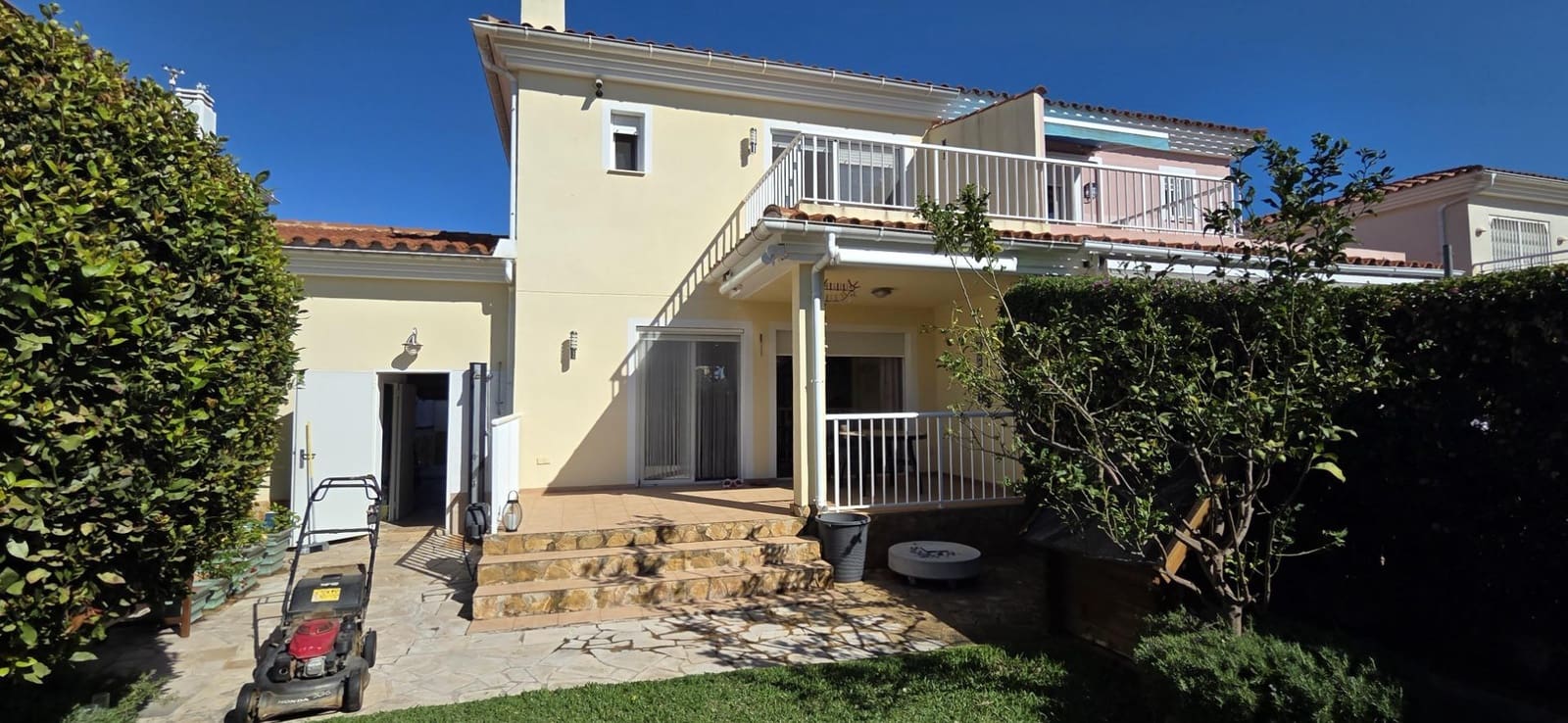 Chalet de 3 habitaciones en Vinaròs en venta con garaje - 280.000 € (Ref: 10174664)