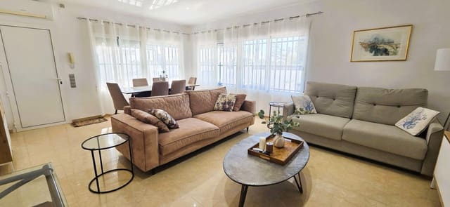 3 sypialnia Willa na sprzedaż w Vinaròs z basenem garażem - 365 000 € (Ref: 10183076)