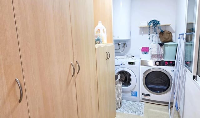 3 sypialnia Willa na sprzedaż w Vinaròs z basenem garażem - 365 000 € (Ref: 10183076)