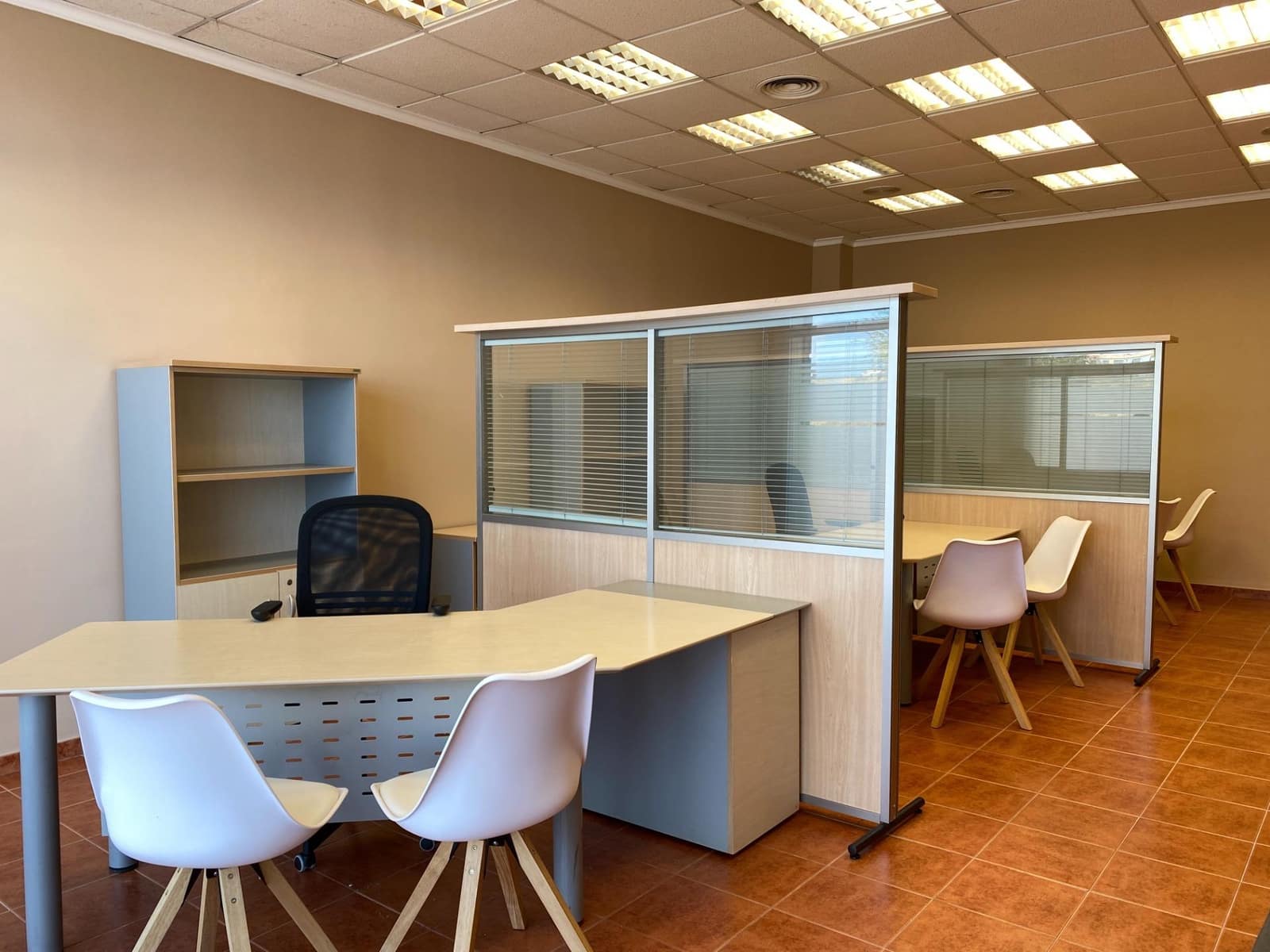 Bureau à louer à Vinaros - 800 € (Ref: 8450090)