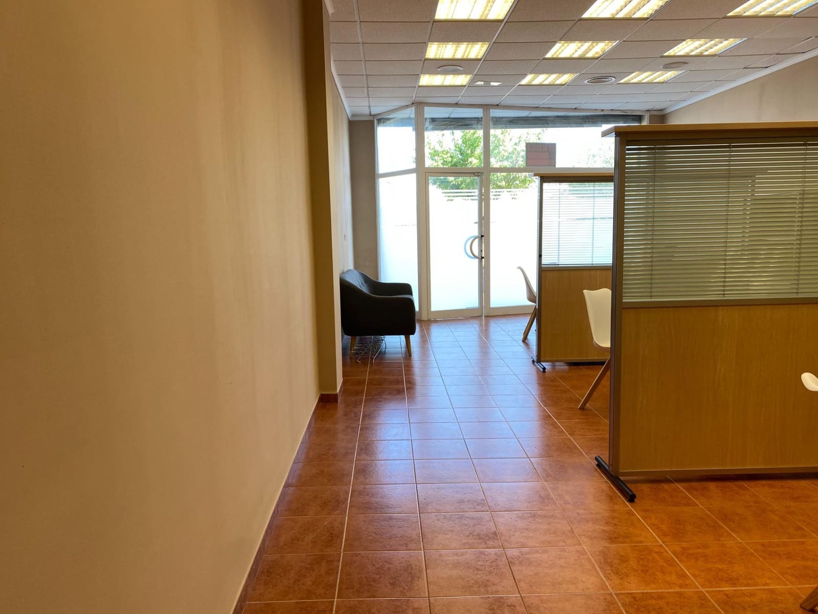 Bureau à louer à Vinaros - 800 € (Ref: 8450090)