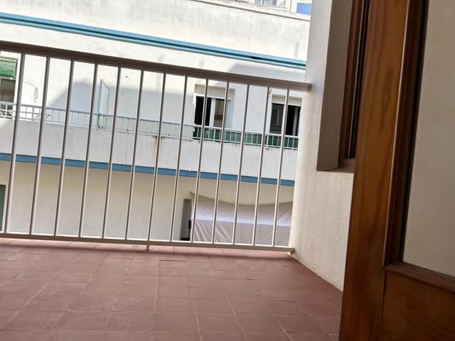 3 slaapkamer Flat te koop in Vinaròs - € 157.000 (Ref: 8626847)