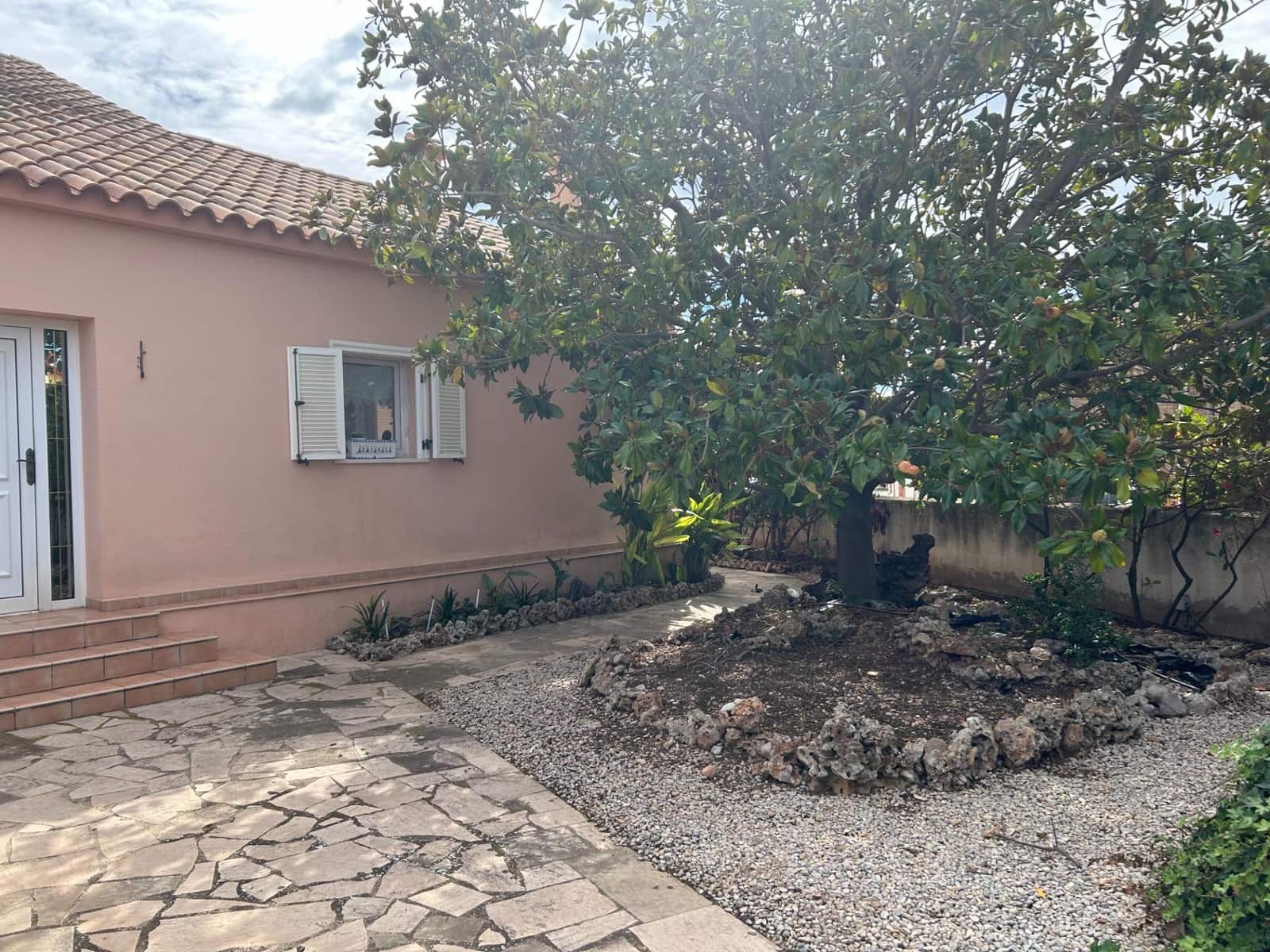 3 bedroom Villa for sale in Vinaros with pool garage - € 490,000 (Ref: 8652742)