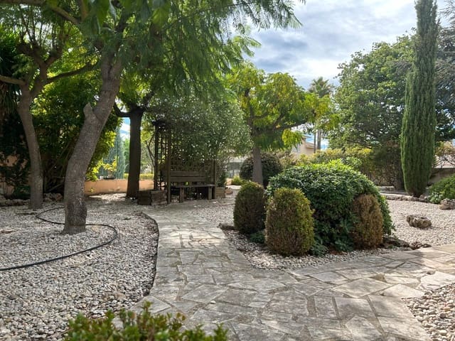 3 quarto Moradia para venda em Vinaròs com piscina garagem - 490 000 € (Ref: 8652742)