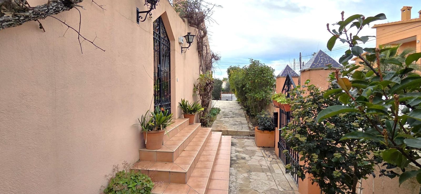 3 sypialnia Willa na sprzedaż w Vinaros z basenem garażem - 490 000 € (Ref: 8652742)