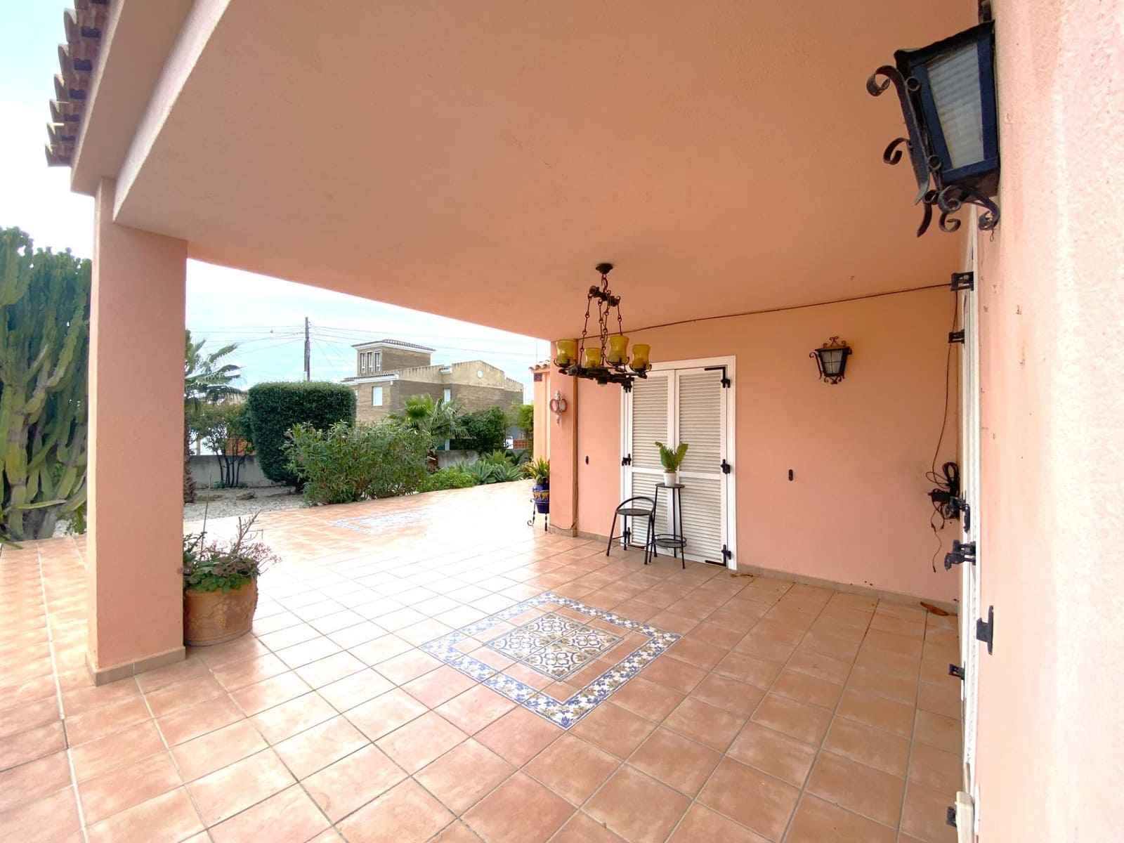 3 bedroom Villa for sale in Vinaros with pool garage - € 460,000 (Ref: 8652742)