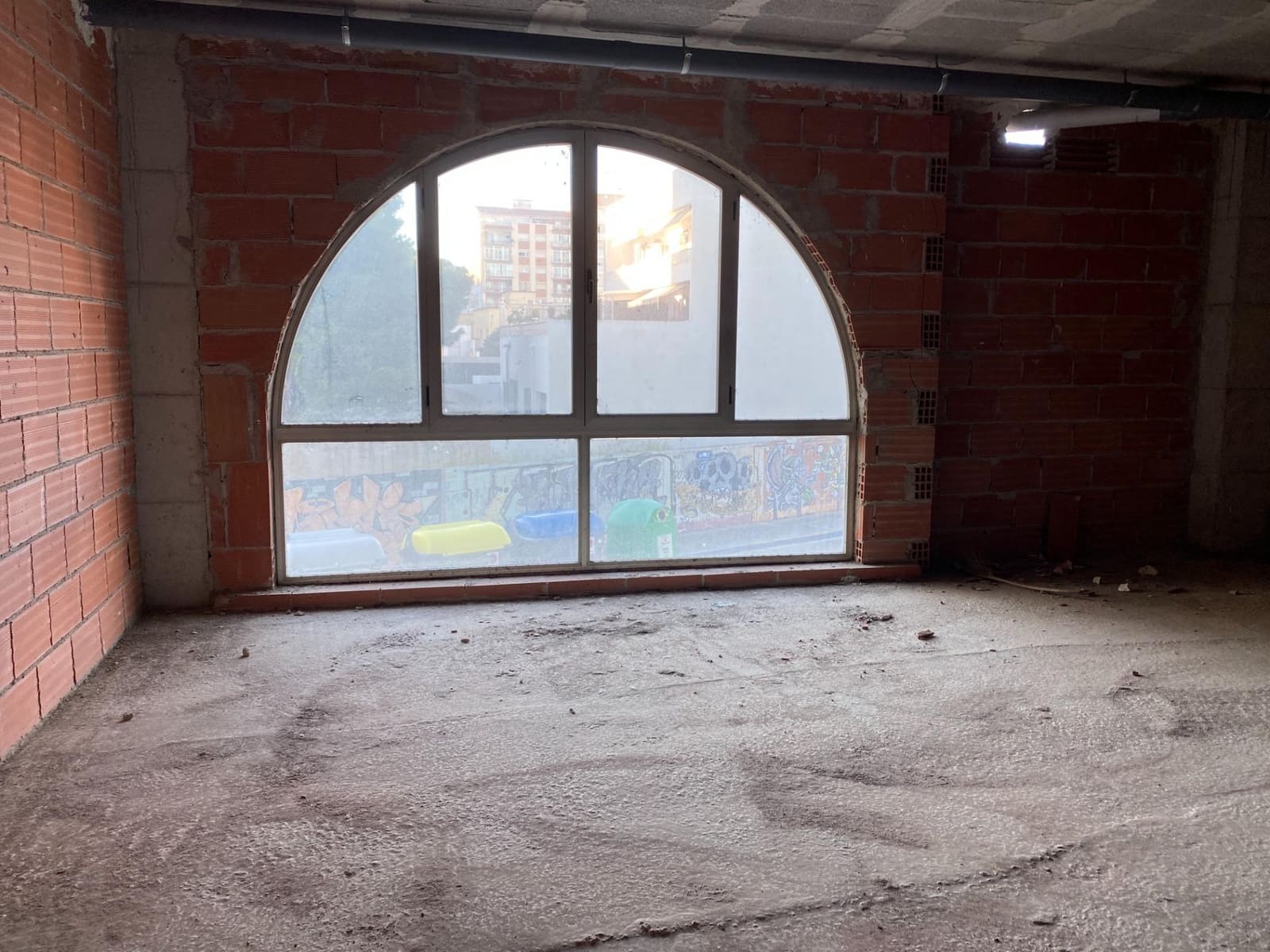 Commercieel te koop in Vinaros - € 85.000 (Ref: 8652743)