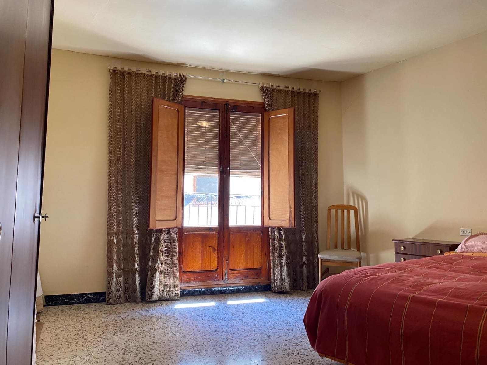 6 bedroom Townhouse for sale in Forcall - € 173,000 (Ref: 9068938)