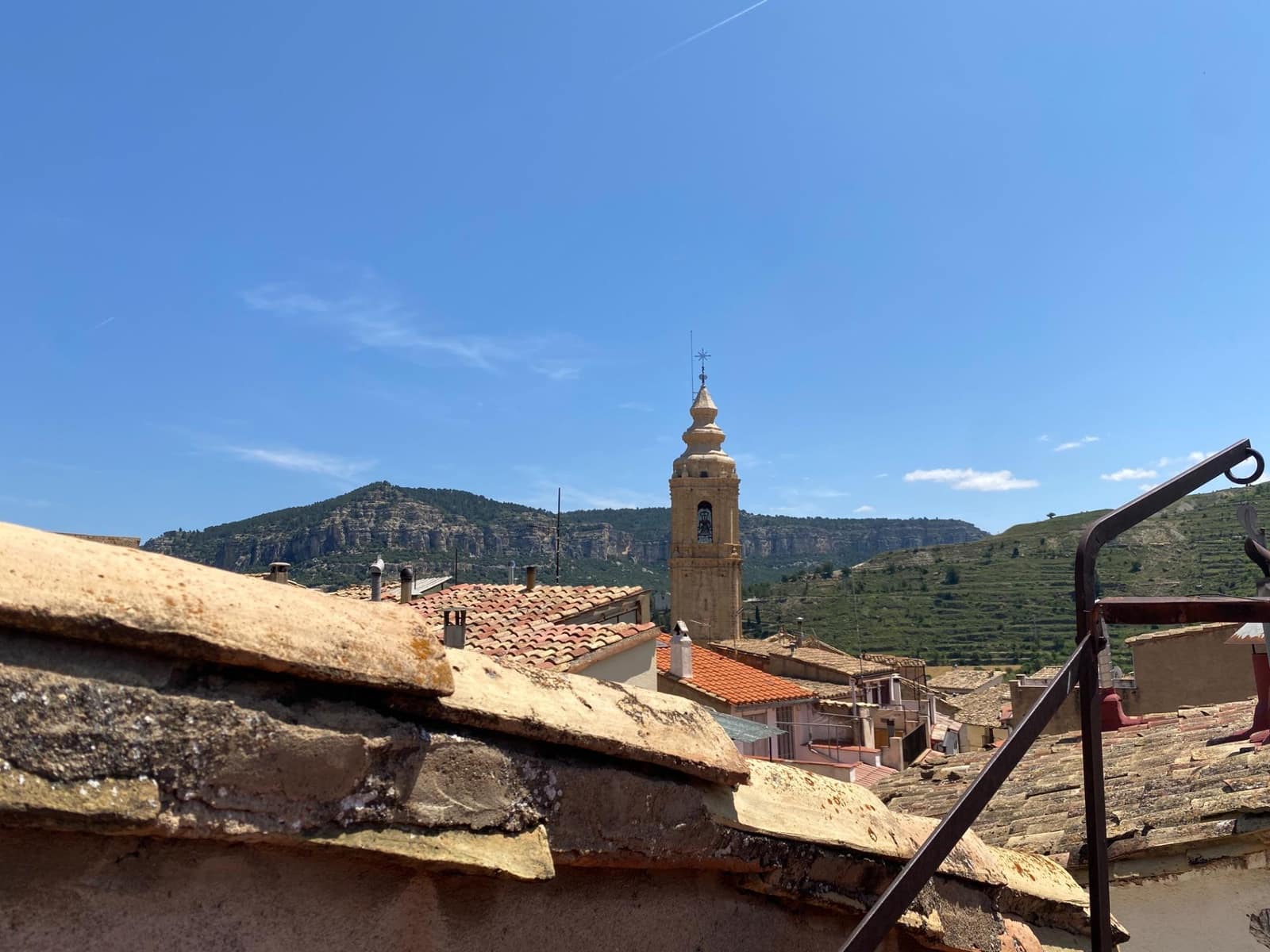 6 bedroom Townhouse for sale in Forcall - € 173,000 (Ref: 9068938)