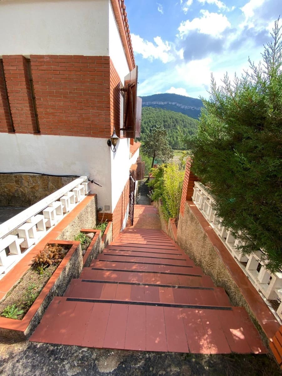5 soverom Villa til salgs i La Pobla de Benifassa med garasje - € 265 000 (Ref: 9347625)