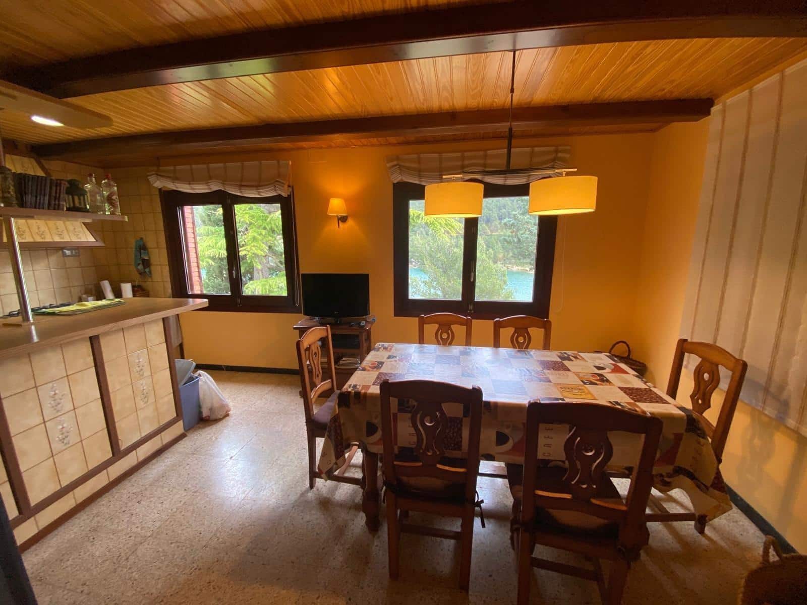 5 soverom Villa til salgs i La Pobla de Benifassa med garasje - € 265 000 (Ref: 9347625)