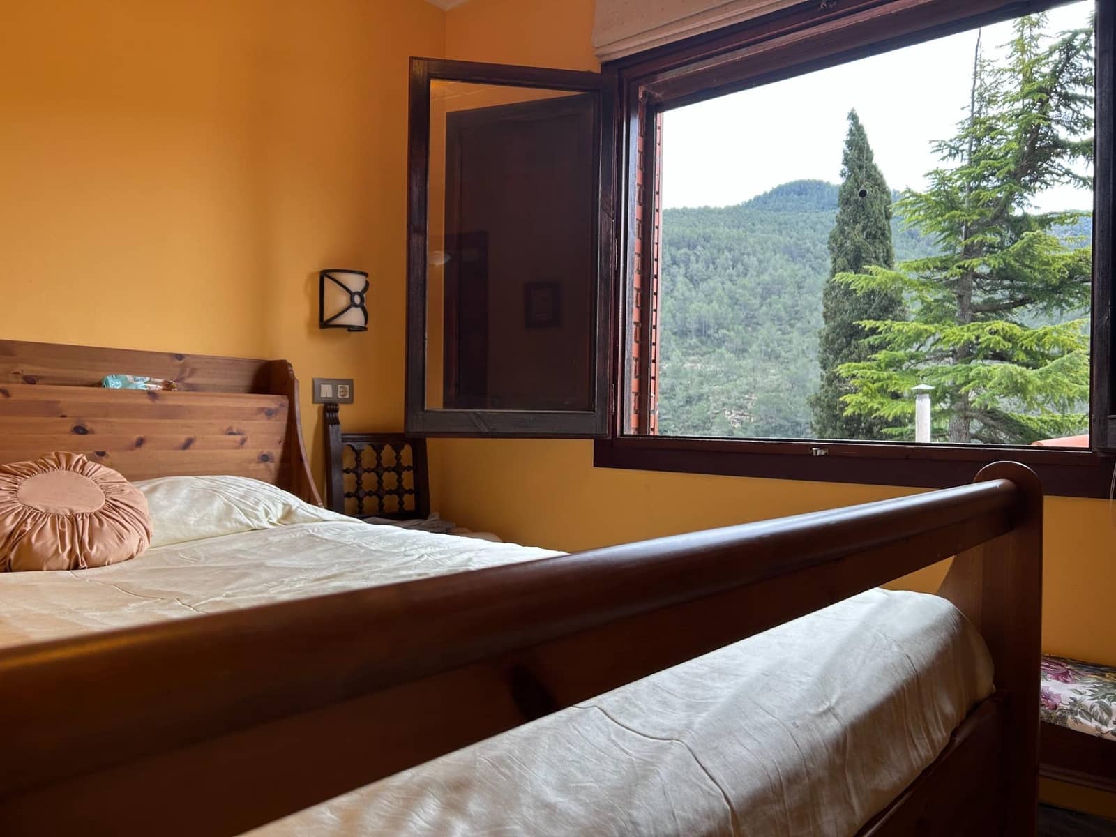 5 soverom Villa til salgs i La Pobla de Benifassa med garasje - € 265 000 (Ref: 9347625)