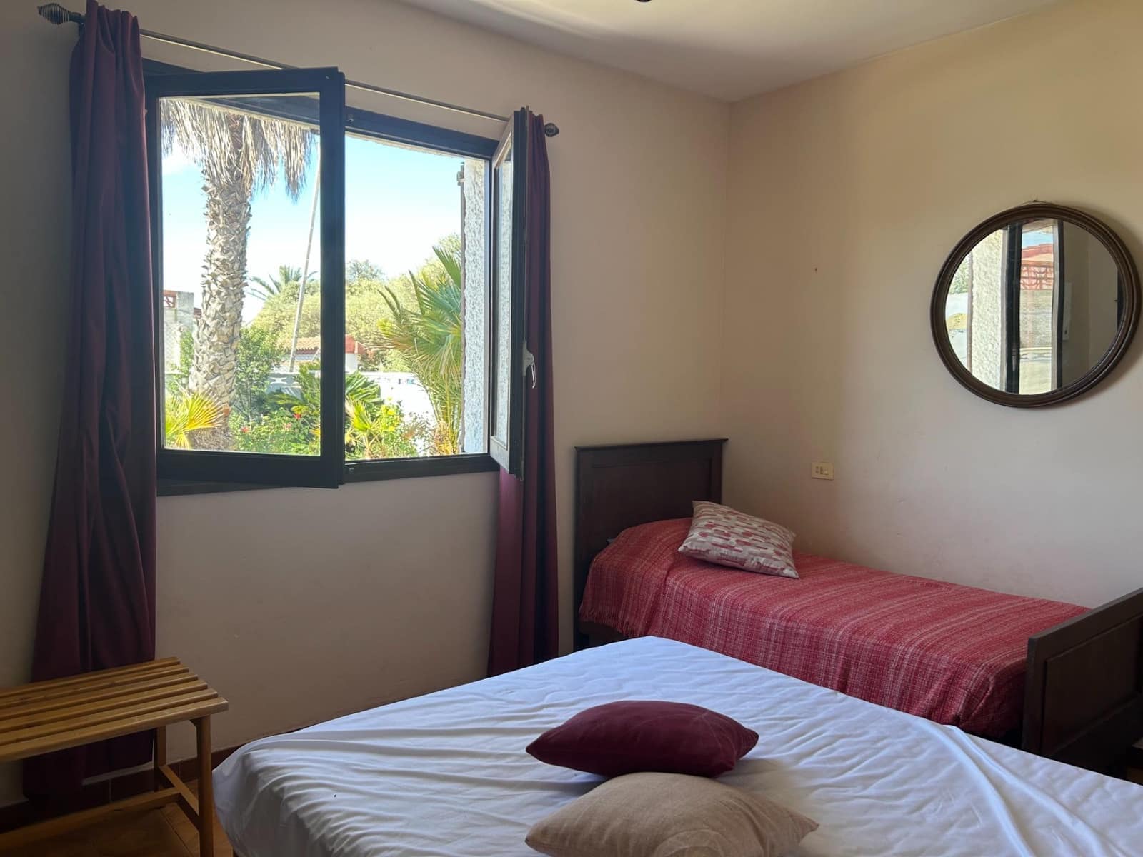 3 bedroom Villa for sale in Vinaros with pool garage - € 299,000 (Ref: 9347626)