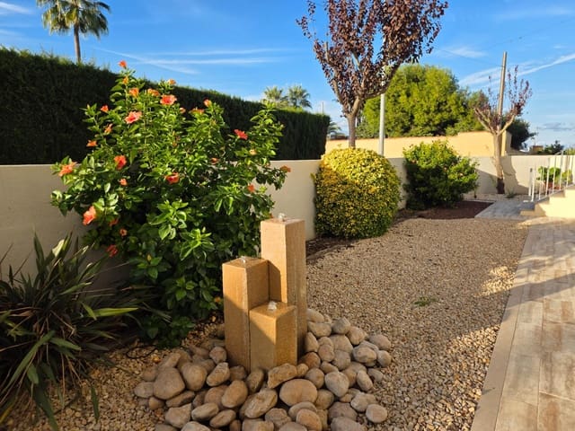 2 makuuhuone Huoneisto myytävänä paikassa Vinaròs mukana uima-altaan 
autotalli - 160 000 € (Ref: 9375223)