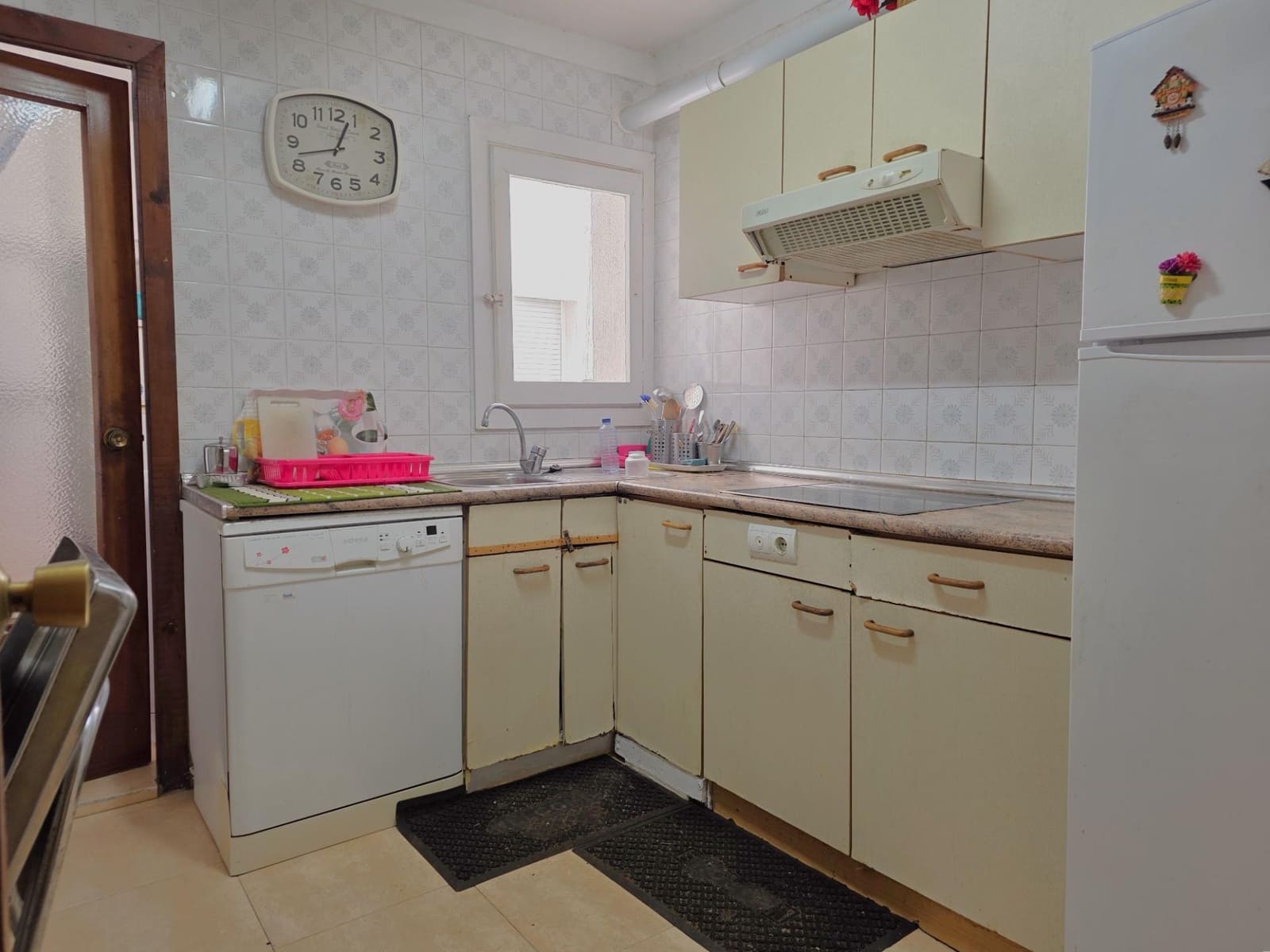 4 bedroom Flat for sale in Vinaros - € 130,000 (Ref: 9502591)