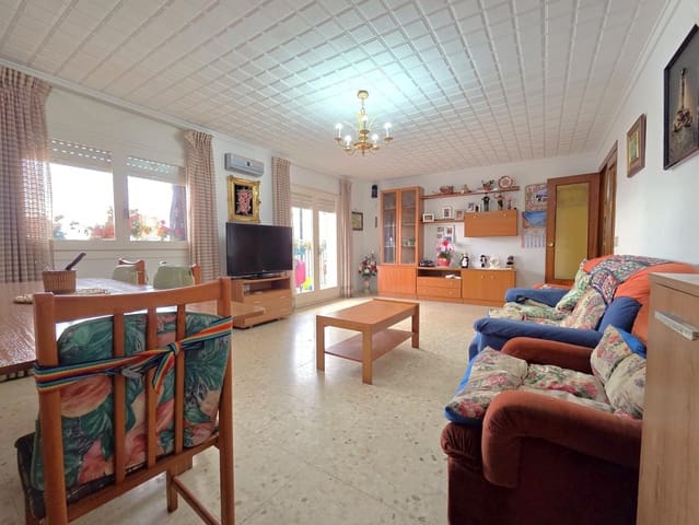 4 slaapkamer Flat te koop in Vinaròs - € 130.000 (Ref: 9502591)