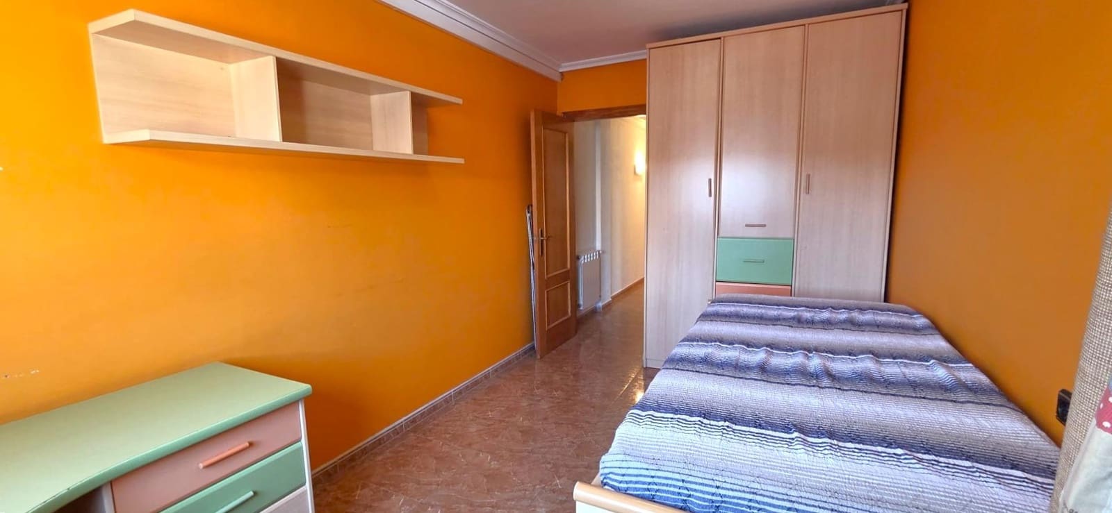 3 bedroom Apartment for sale in Vinaros with garage - € 180,000 (Ref: 9530838)