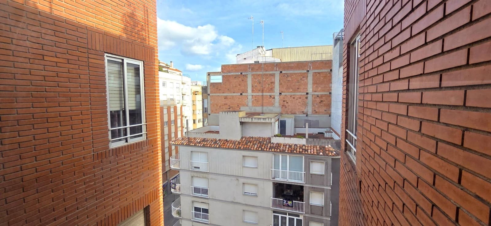 4 slaapkamer Flat te koop in Vinaros - € 185.000 (Ref: 9551895)