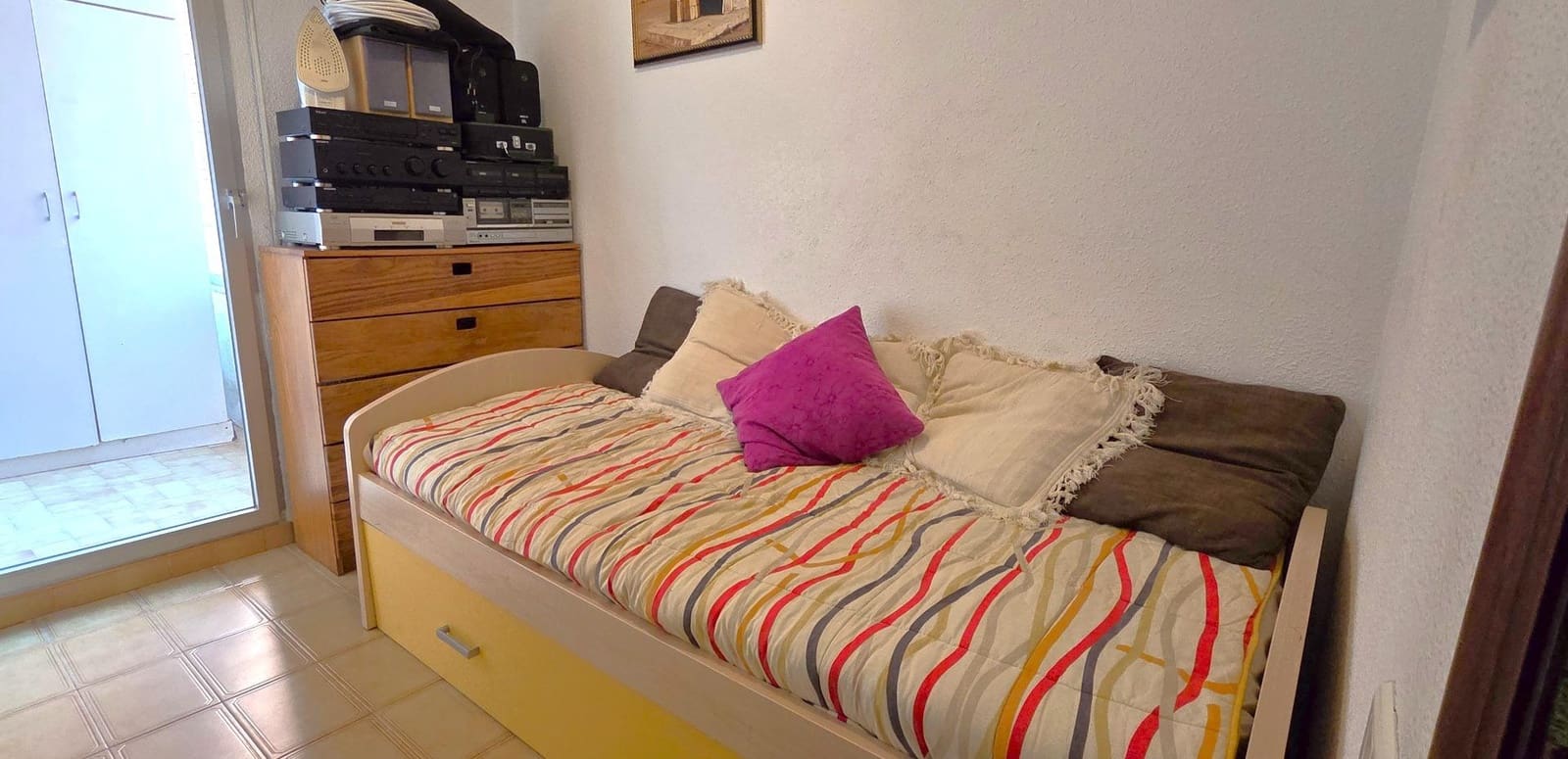 4 bedroom Flat for sale in Vinaros - € 180,000 (Ref: 9551895)