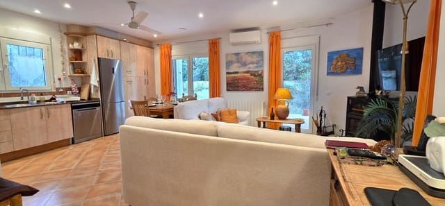 3 slaapkamer Villa te koop in Vinaròs met zwembad garage - € 375.000 (Ref: 9591522)