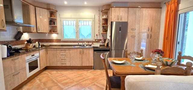 3 slaapkamer Villa te koop in Vinaròs met zwembad garage - € 375.000 (Ref: 9591522)