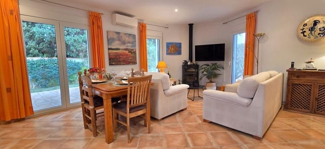 3 slaapkamer Villa te koop in Vinaròs met zwembad garage - € 375.000 (Ref: 9591522)