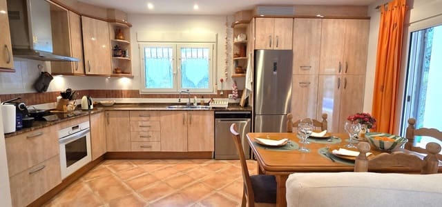 3 quarto Moradia para venda em Vinaròs com piscina garagem - 379 000 € (Ref: 9591522)