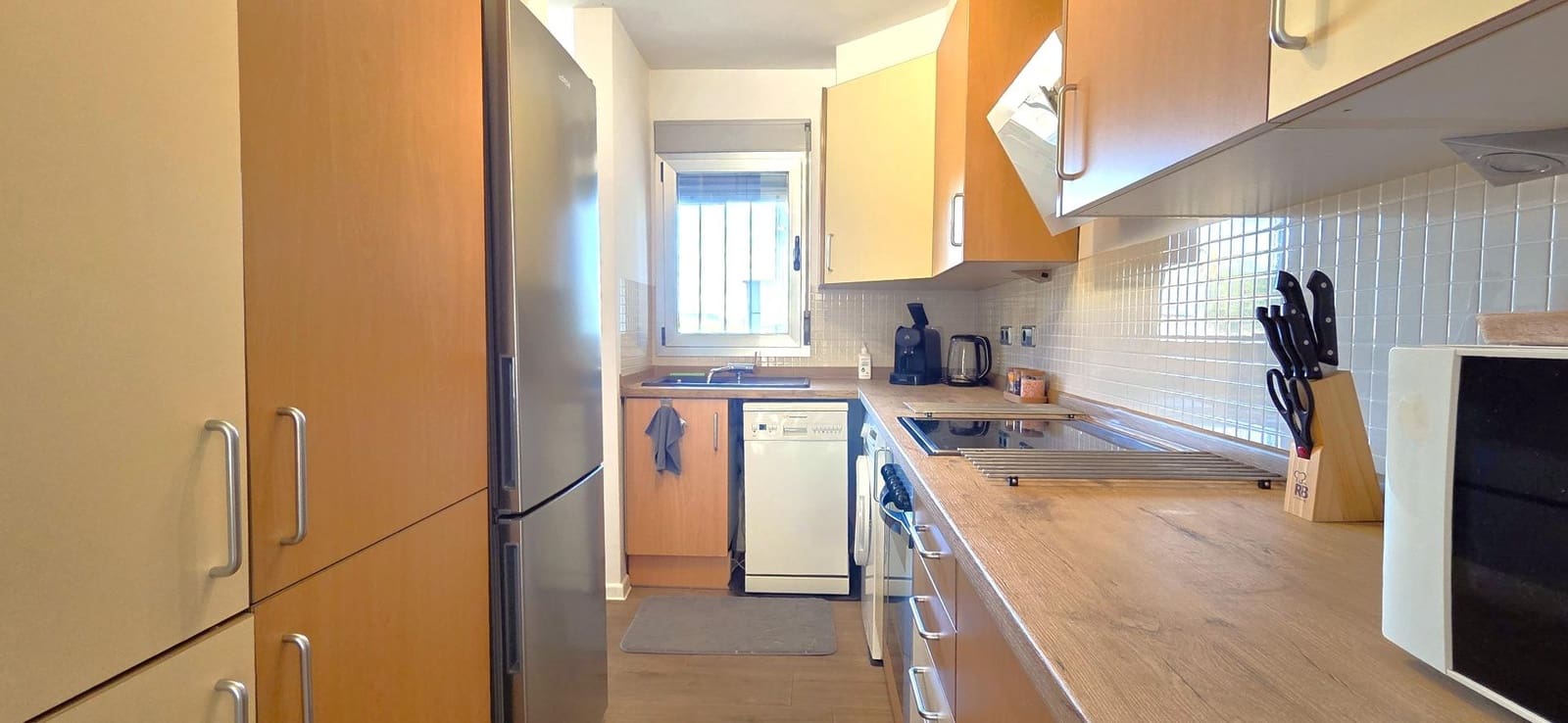 2 bedroom Apartment for sale in Vinaros with pool garage - € 179,995 (Ref: 9599683)