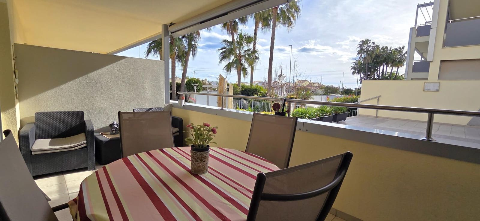 2 bedroom Apartment for sale in Vinaros with pool garage - € 179,995 (Ref: 9599683)