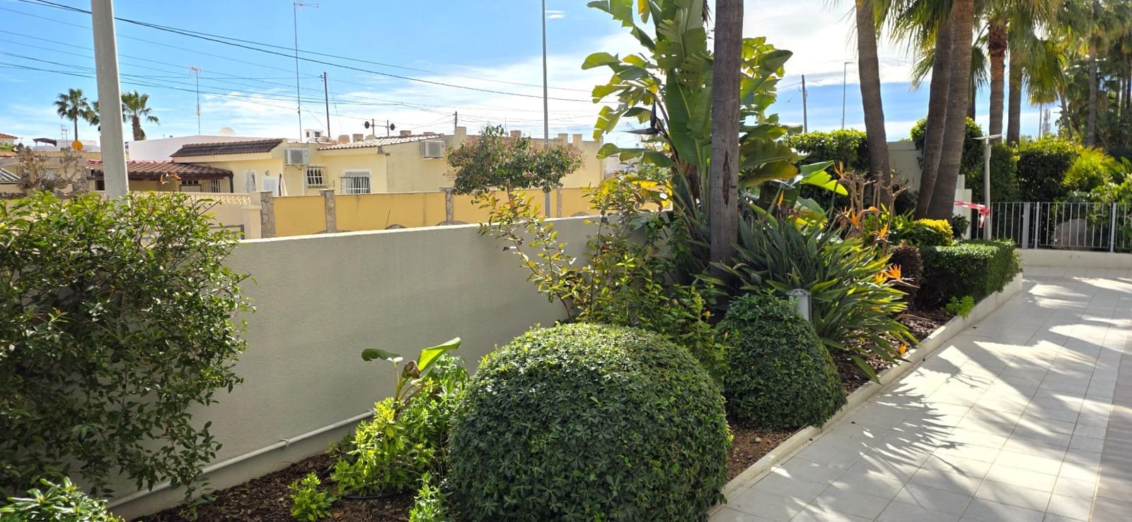 2 bedroom Apartment for sale in Vinaros with pool garage - € 179,995 (Ref: 9599683)