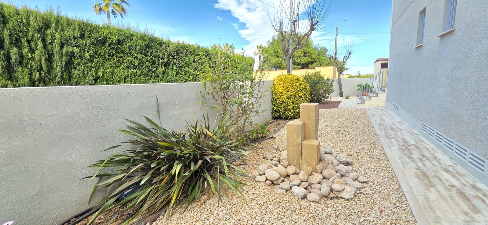 2 bedroom Apartment for sale in Vinaros with pool garage - € 179,995 (Ref: 9599683)